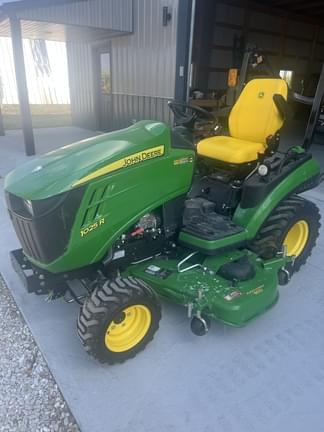 Image of John Deere 1025R equipment image 3