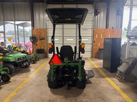 Image of John Deere 1025R equipment image 3