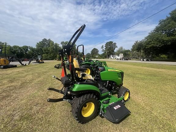 Image of John Deere 1025R equipment image 2