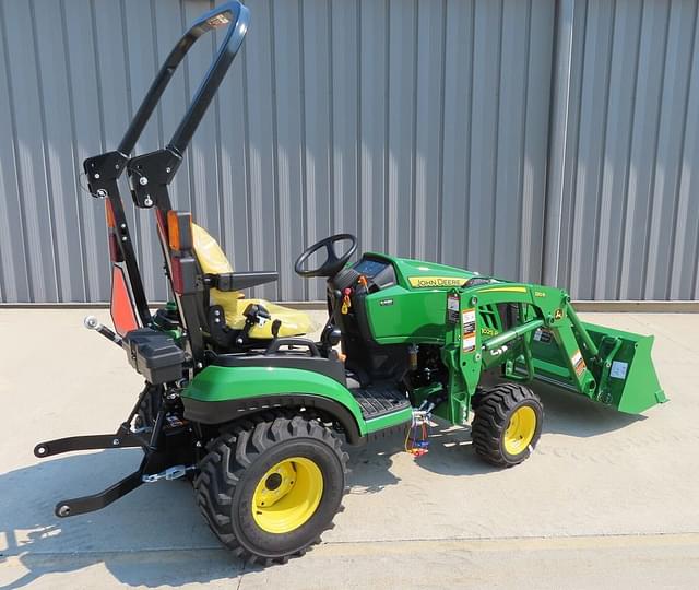Image of John Deere 1025R equipment image 2