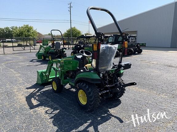 Image of John Deere 1025R equipment image 3