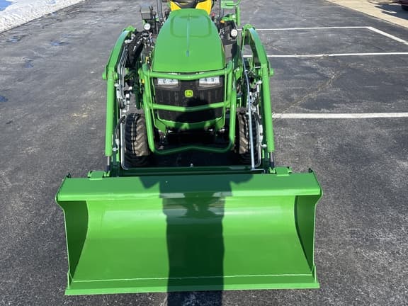 Image of John Deere 1025R equipment image 4