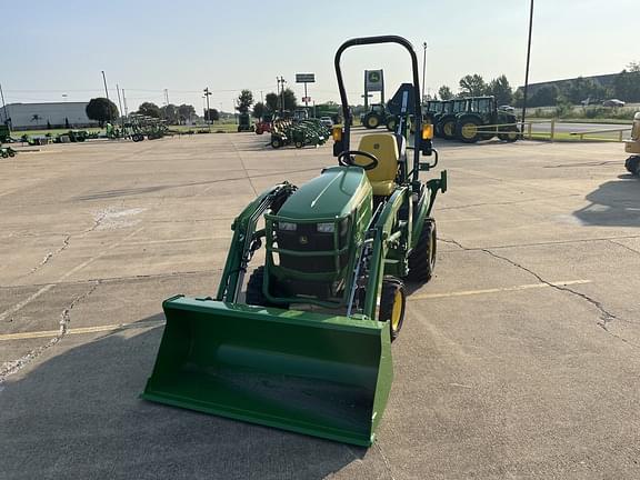 Image of John Deere 1025R equipment image 1