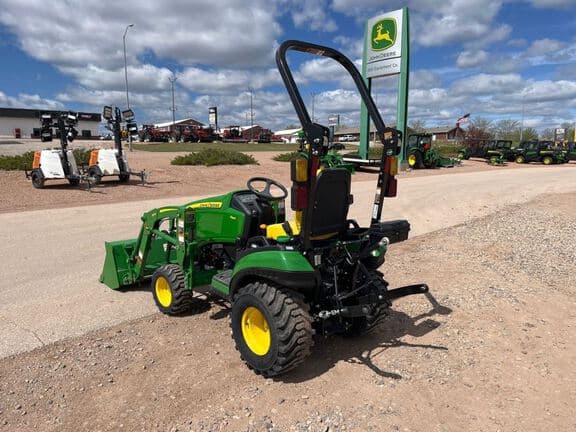 Image of John Deere 1025R equipment image 2