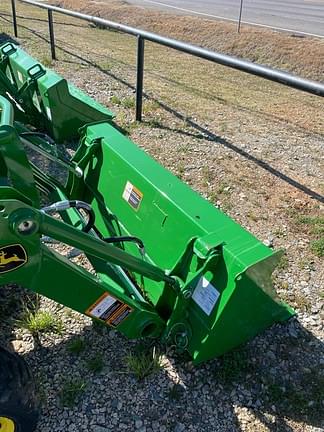 Image of John Deere 1025R equipment image 2