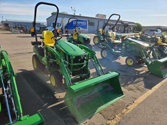 Image of John Deere 1025R equipment image 2