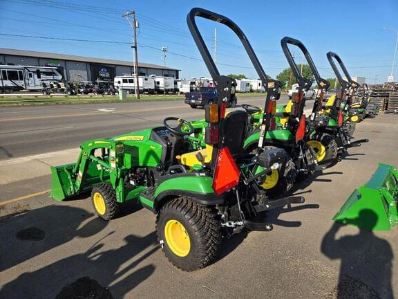 Image of John Deere 1025R equipment image 3