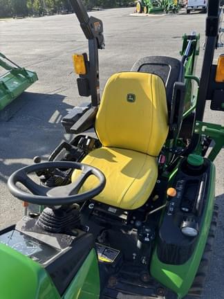 Image of John Deere 1025R equipment image 4