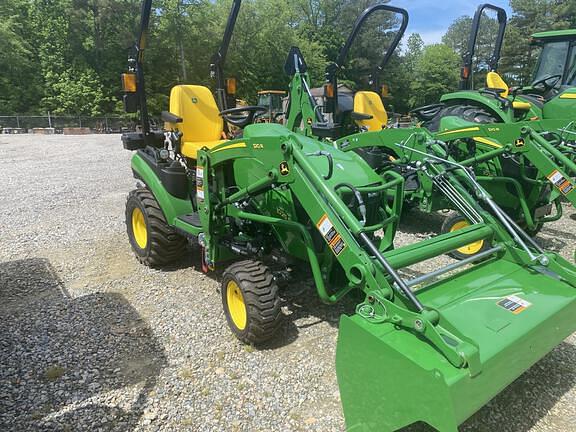 Image of John Deere 1025R equipment image 2