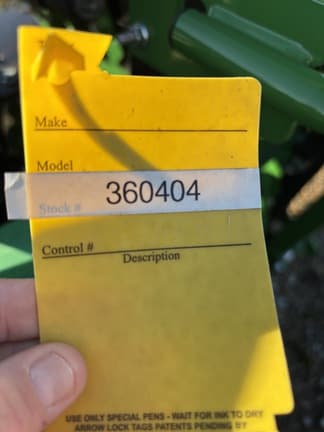 Image of John Deere 1025R equipment image 4