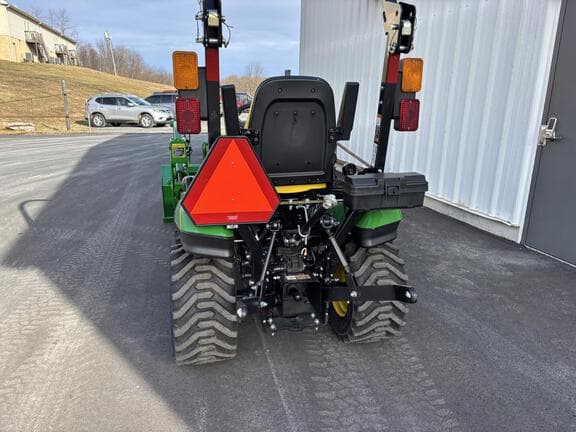 Image of John Deere 1025R equipment image 3
