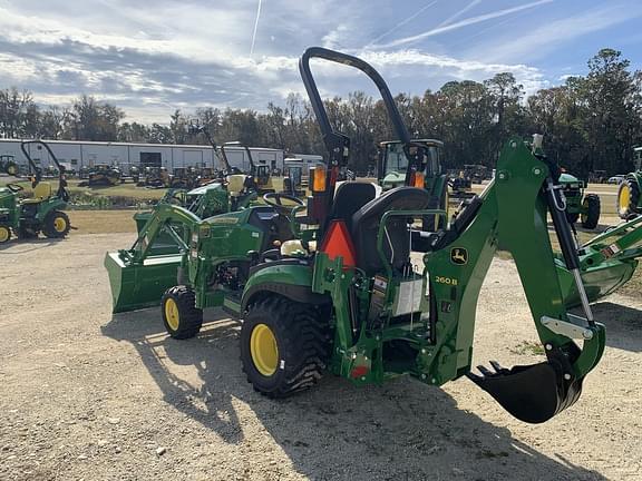 Image of John Deere 1025R equipment image 2