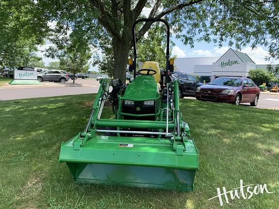 Image of John Deere 1025R equipment image 4
