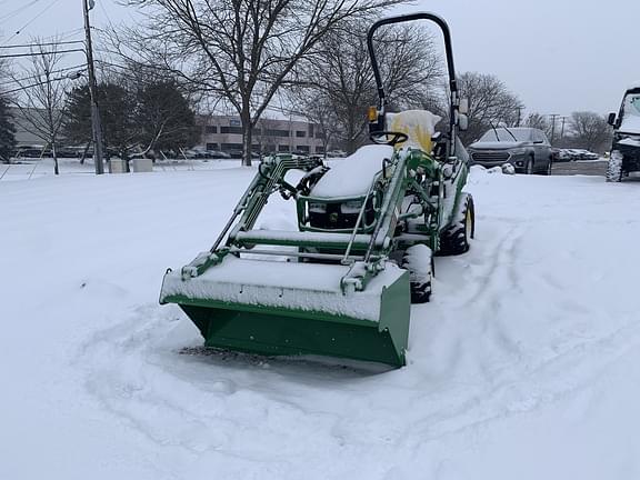 Image of John Deere 1025R equipment image 1