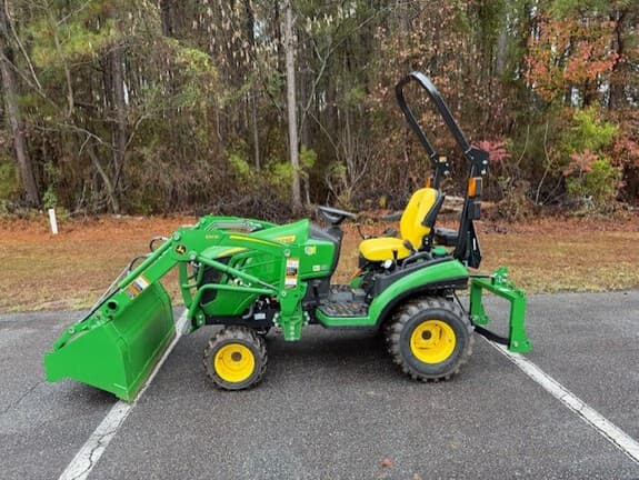 Image of John Deere 1025R Primary image