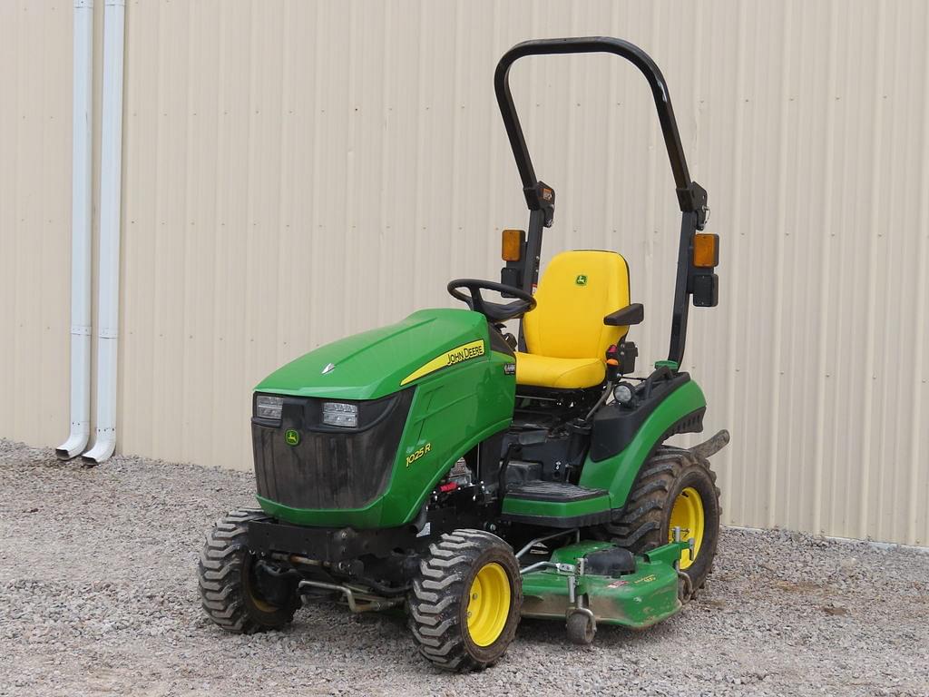 Image of John Deere 1025R Primary image