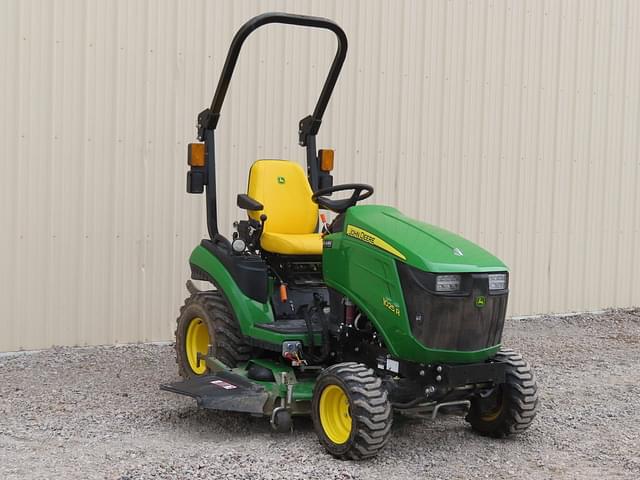 Image of John Deere 1025R equipment image 4