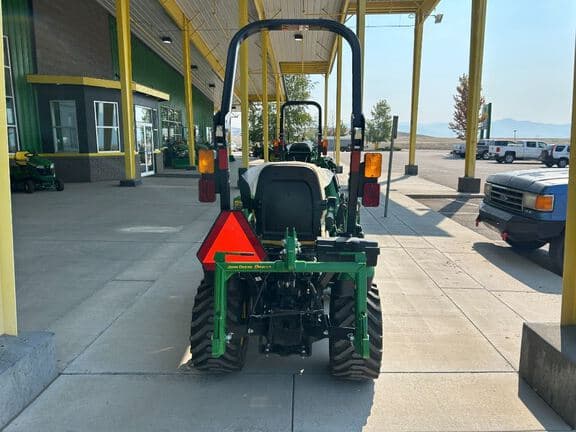 Image of John Deere 1025R equipment image 2