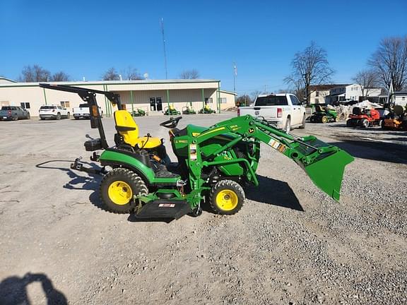 Image of John Deere 1025R equipment image 4