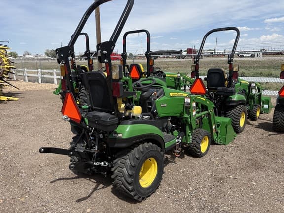 Image of John Deere 1025R equipment image 4