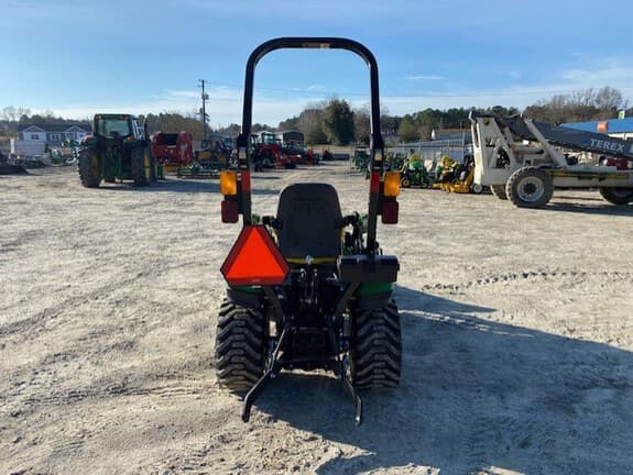 Image of John Deere 1025R equipment image 3
