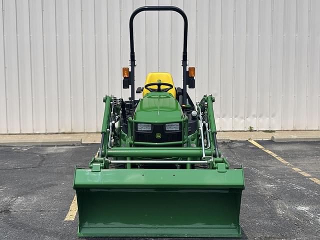 Image of John Deere 1025R equipment image 2