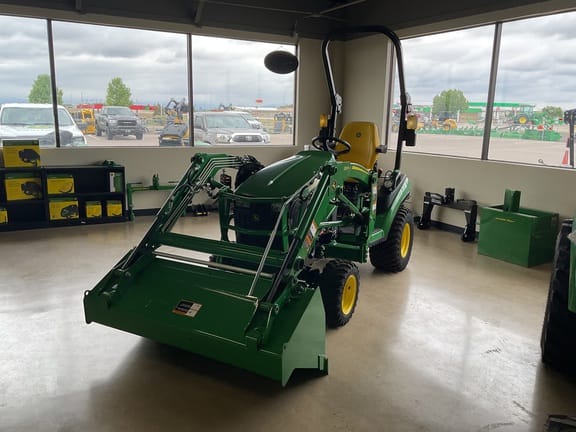 2024 John Deere 1025R Equipment Image0