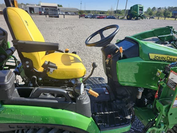 Image of John Deere 1025R equipment image 4