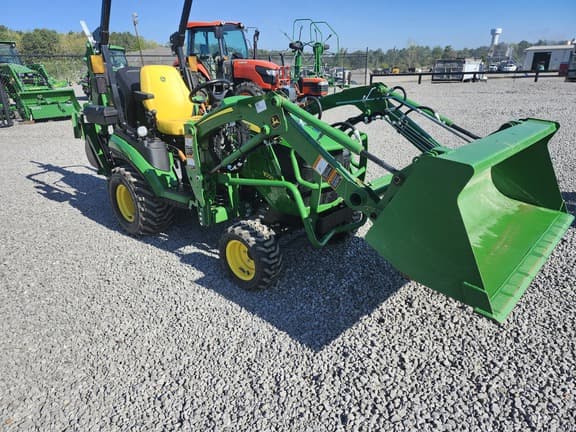 Image of John Deere 1025R equipment image 2