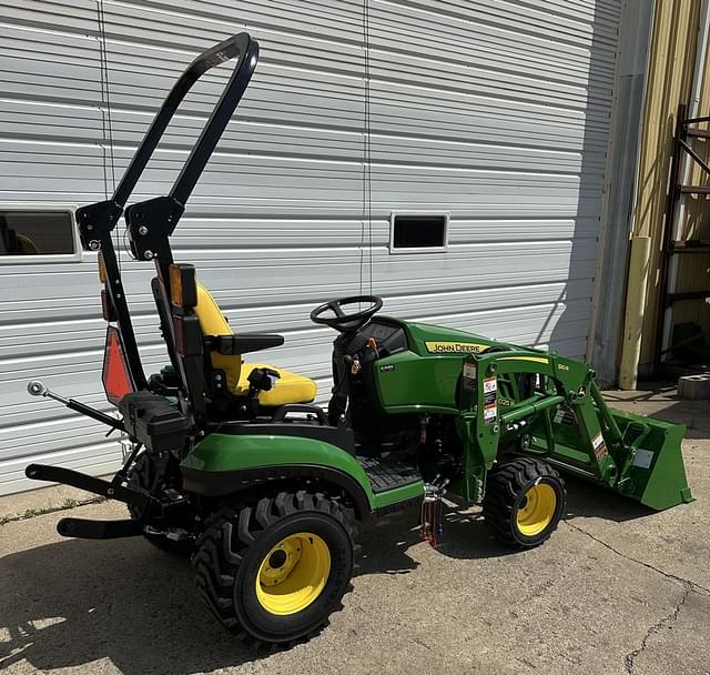 Image of John Deere 1025R equipment image 2