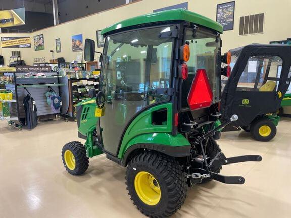 Image of John Deere 1025R equipment image 3