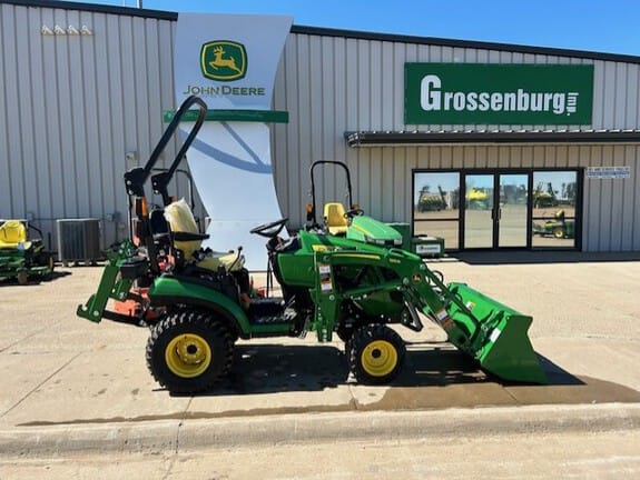 2024 John Deere 1025R Equipment Image0