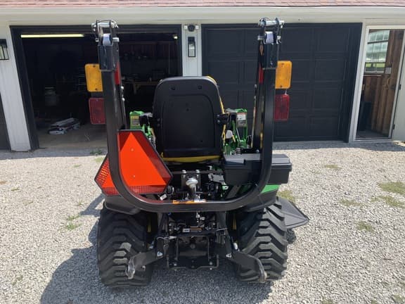 Image of John Deere 1025R equipment image 2