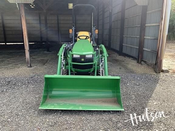 Image of John Deere 1025R equipment image 2