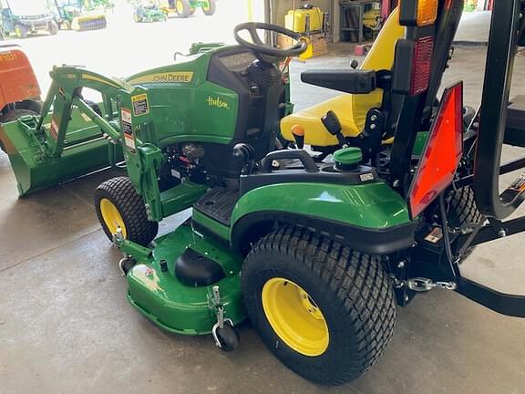 Image of John Deere 1025R equipment image 2