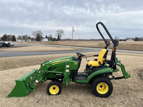 Image of John Deere 1025R Primary image