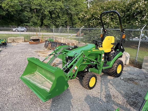 Image of John Deere 1025R equipment image 3