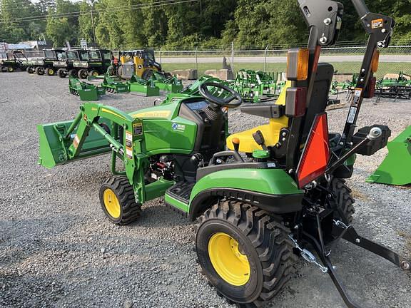 Image of John Deere 1025R equipment image 4
