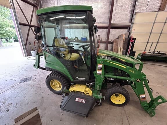 Image of John Deere 1025R Primary image