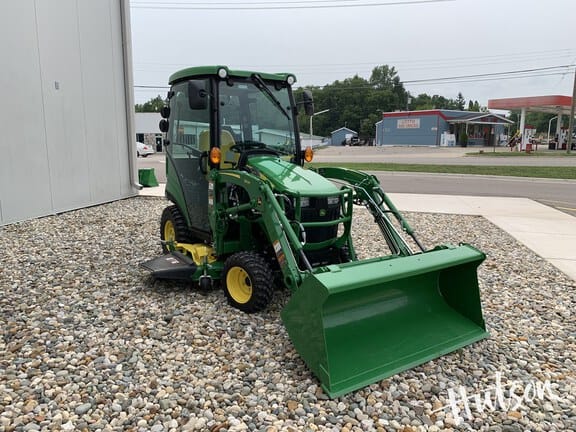 2024 John Deere 1025R Equipment Image0