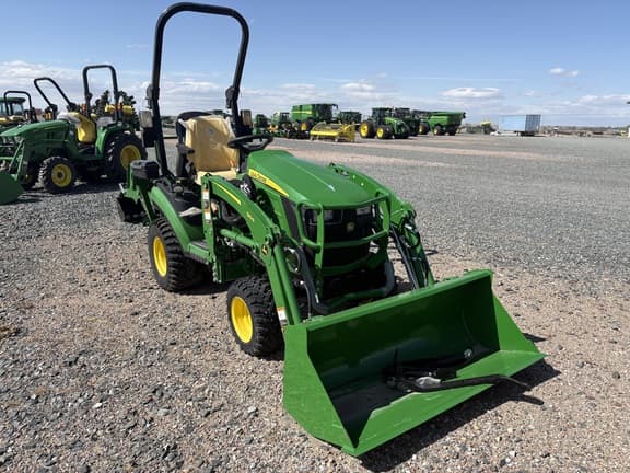 Image of John Deere 1025R equipment image 2