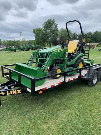 Image of John Deere 1025R equipment image 1