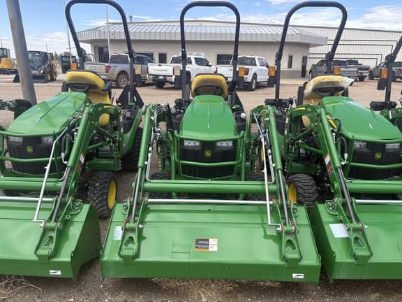 Image of John Deere 1025R equipment image 3