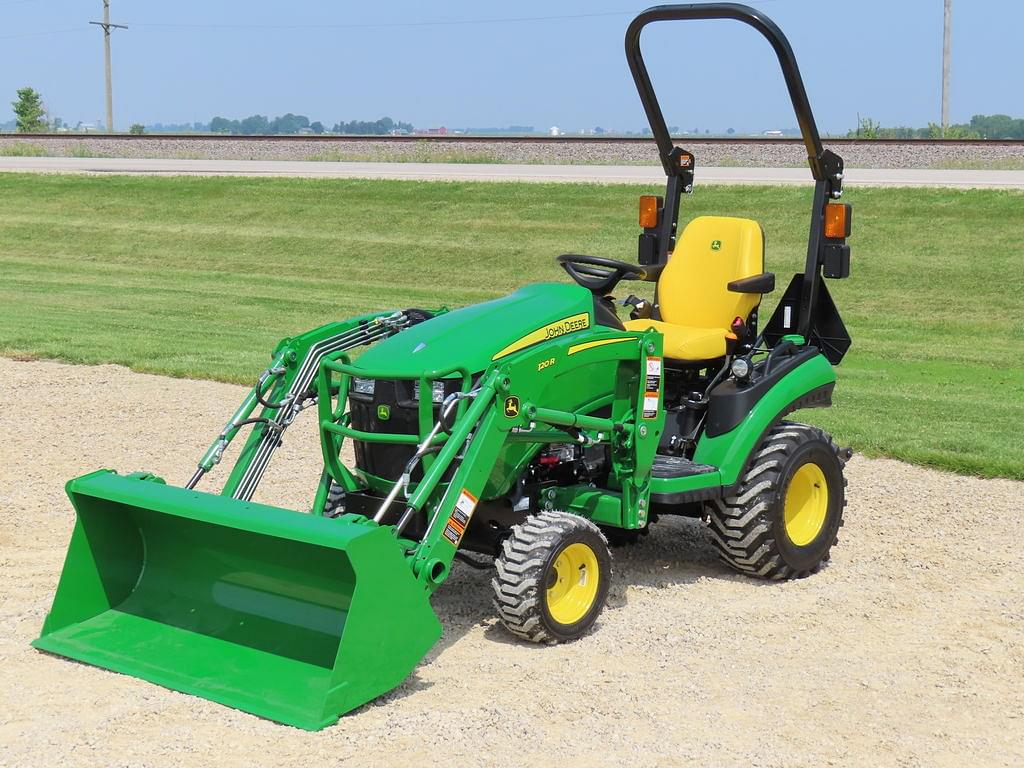 Image of John Deere 1025R Image 0