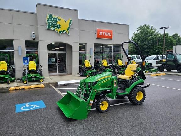 Image of John Deere 1025R equipment image 3