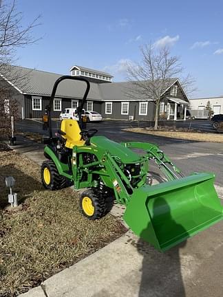 Image of John Deere 1025R equipment image 3