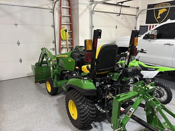 Image of John Deere 1025R equipment image 2