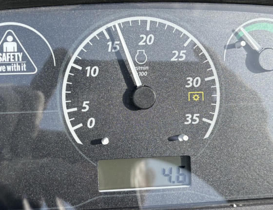 Image of John Deere 1025R equipment image 4