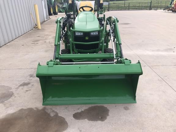 Image of John Deere 1025R equipment image 4