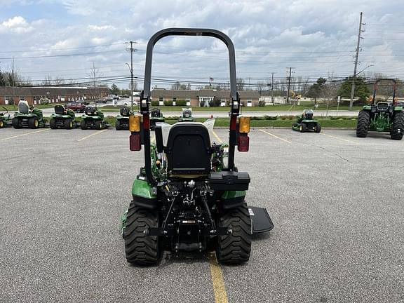 Image of John Deere 1025R equipment image 4